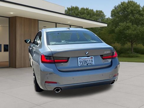 Used 2026 BMW 330i Sedan w/ Premium Package RWD image 11