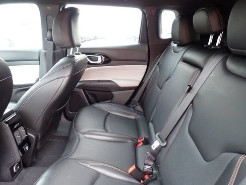 Certified 2023 Jeep Compass Limited AWD/4WD image 14