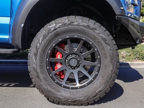 Used 2019 Ford F150 Raptor w/ Equipment Group 802A Luxury AWD/4WD image 12