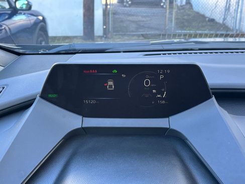 Used 2025 Toyota Prius LE image 36