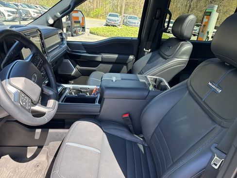 Used 2025 Ford F350 Platinum AWD/4WD image 29