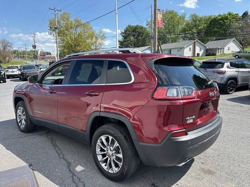 Used 2020 Jeep Cherokee Latitude Plus w/ Comfort/Convenience Group AWD/4WD image 4