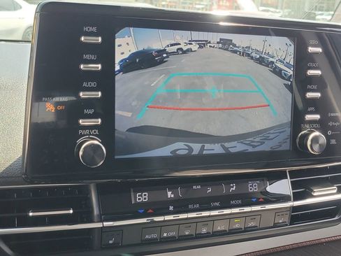 Used 2023 Toyota Sienna XLE w/ XLE Plus Package image 29