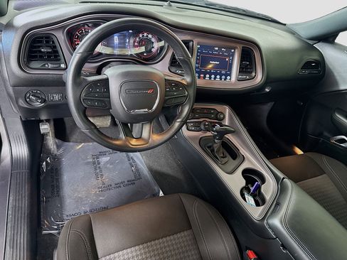 Used 2023 Dodge Challenger SXT w/ Blacktop Package image 17