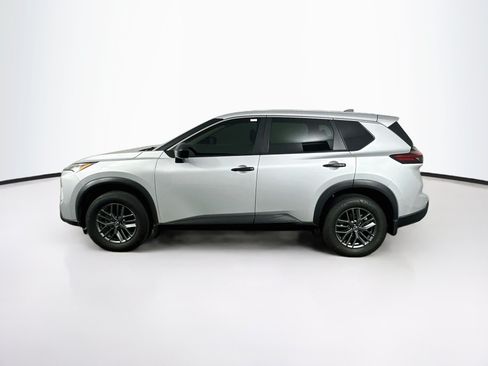Used 2024 Nissan Rogue S FWD image 4