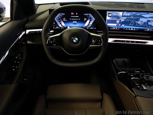 Used 2026 BMW 540i xDrive AWD/4WD image 15