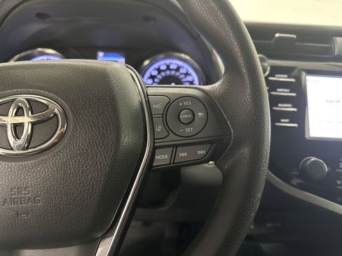 Used 2019 Toyota Camry LE image 20