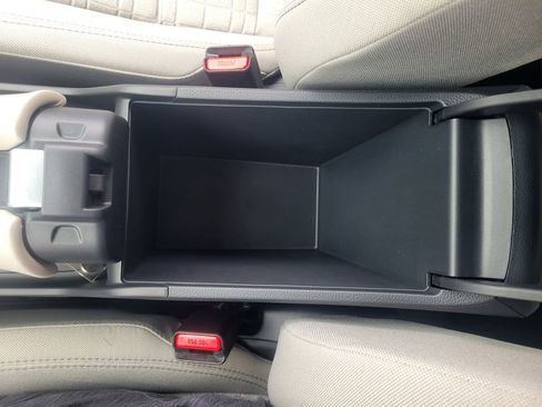 New 2026 Honda HR-V LX image 28