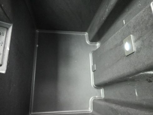 Used 2021 GMC Sierra 1500 AT4 w/ AT4 Premium Package image 41