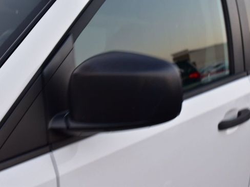 Used 2013 RAM C/V Tradesman image 40