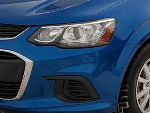 Used 2020 Chevrolet Sonic LT image 18