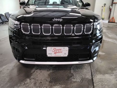 Used 2022 Jeep Compass Limited w/ Elite Group image 15