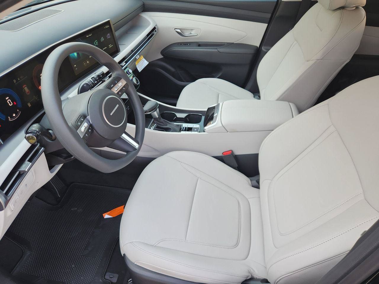 New 2026 Hyundai Tucson SEL Plus FWD image 9