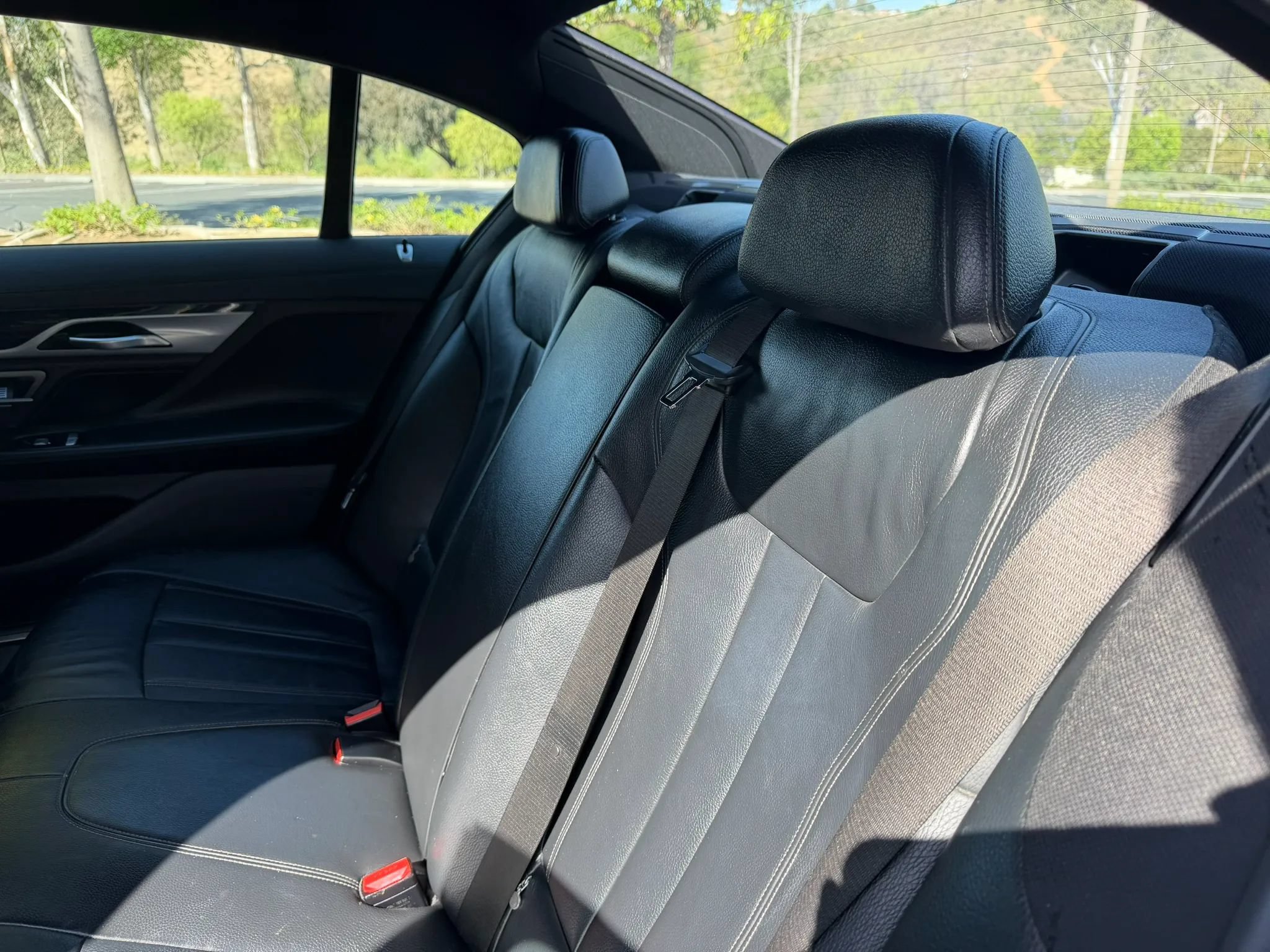 Used 2019 BMW 740i w/ M Sport Package RWD image 15