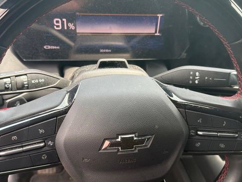 Used 2024 Chevrolet Equinox EV RS FWD image 7