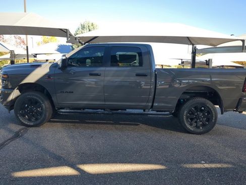 New 2026 RAM 2500 Big Horn AWD/4WD image 5