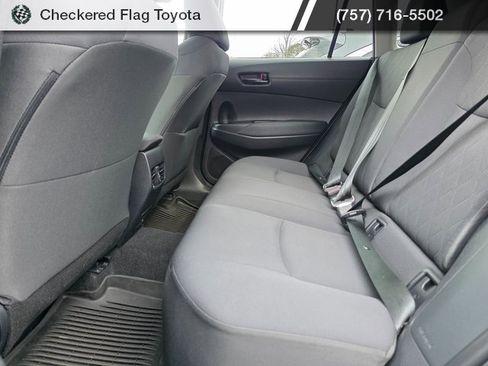 Used 2023 Toyota Corolla Cross LE image 21