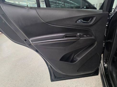 Used 2018 Chevrolet Equinox Premier FWD image 34