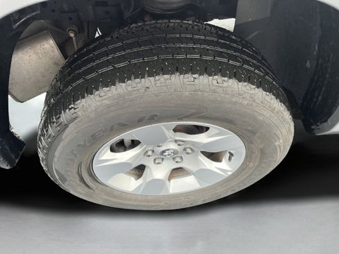 Used 2023 RAM 1500 Big Horn image 9