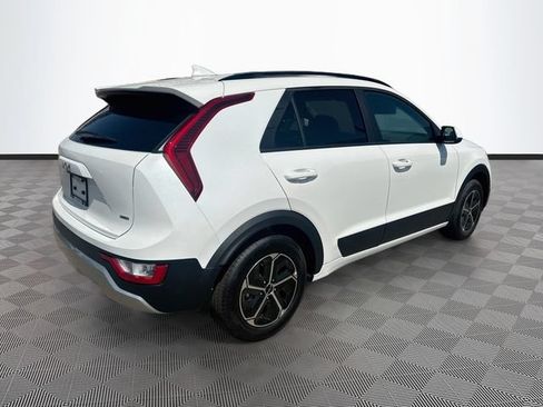 New 2026 Kia Niro LX FWD image 7