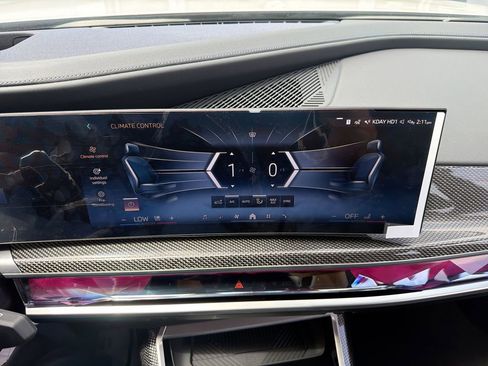Used 2023 BMW 740i RWD image 17