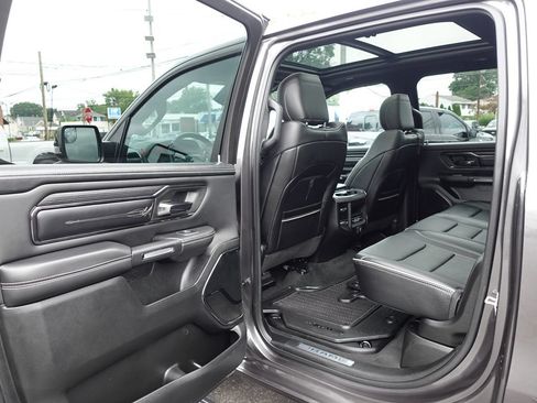 Used 2023 RAM 1500 Limited AWD/4WD image 23