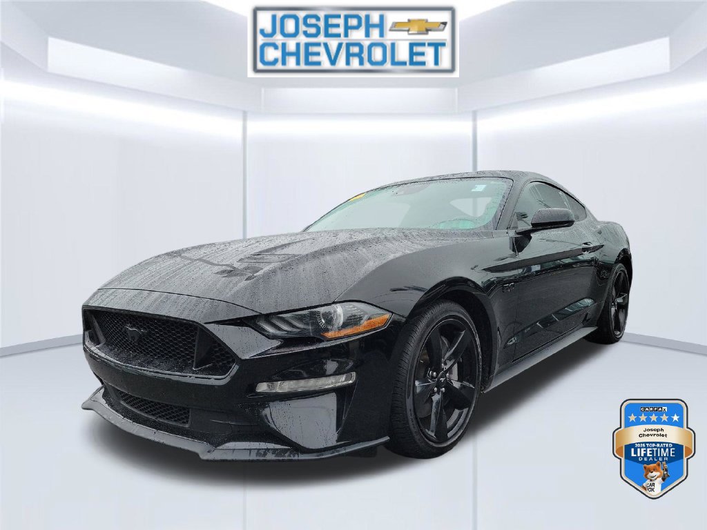 Used 2022 Ford Mustang GT w/ Equipment Group 301A RWD image 2