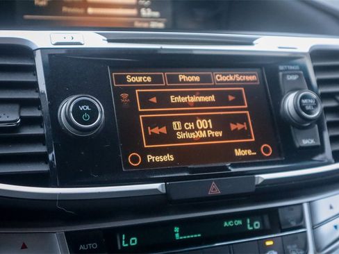 Used 2014 Honda Accord EX-L image 18