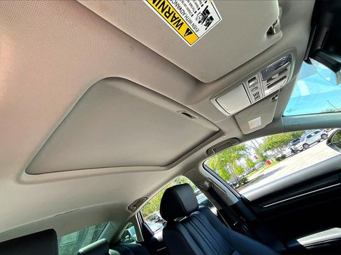 Used 2021 Honda Accord Touring image 24