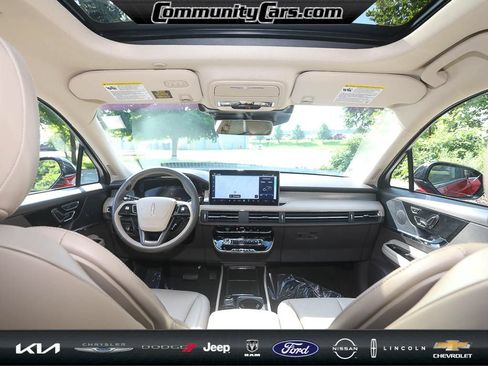 Used 2023 Lincoln Corsair FWD w/ Equipment Group 101A image 24