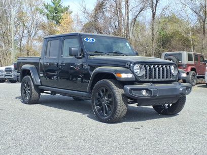 Certified 2025 Jeep Gladiator Sport