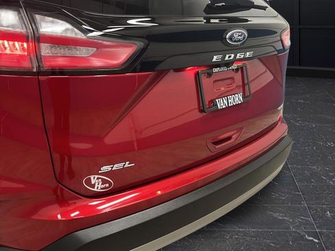 Used 2024 Ford Edge SEL w/ Convenience Package AWD/4WD image 39