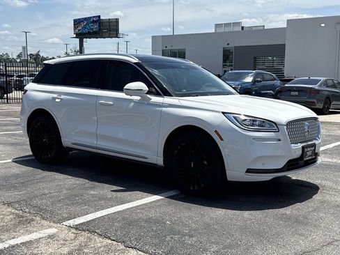 Used 2021 Lincoln Corsair Reserve w/ Equipment Group 201A FWD image 3