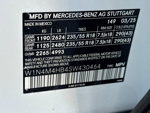 Used 2025 Mercedes-Benz GLB 250 4MATIC image 20