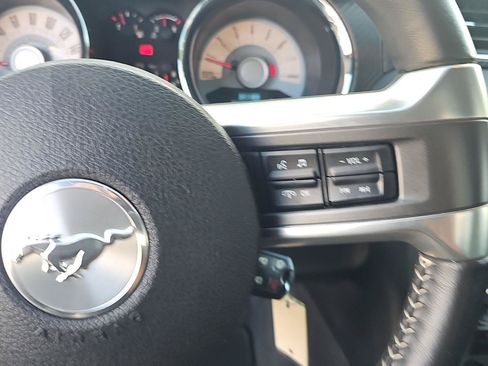 Used 2011 Ford Mustang GT Premium w/ 402A Rapid Spec Order Code RWD image 19