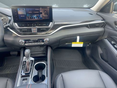 New 2025 Nissan Altima 2.5 SR w/ SR Premium Package image 28