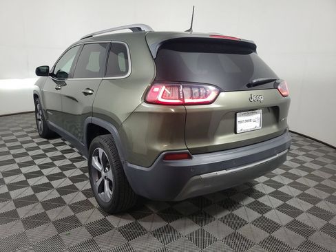 Used 2019 Jeep Cherokee Limited FWD image 4