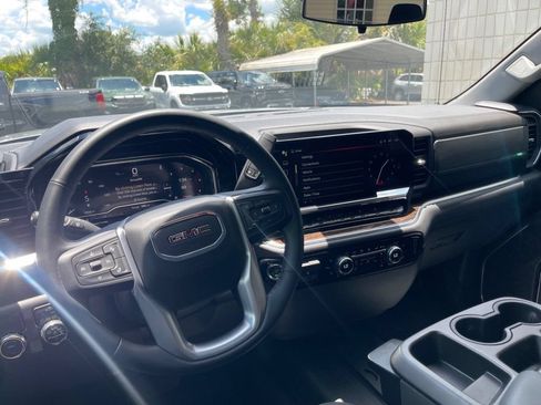 Used 2025 GMC Sierra 1500 Elevation w/ LPO, Elevation Black Package RWD image 11