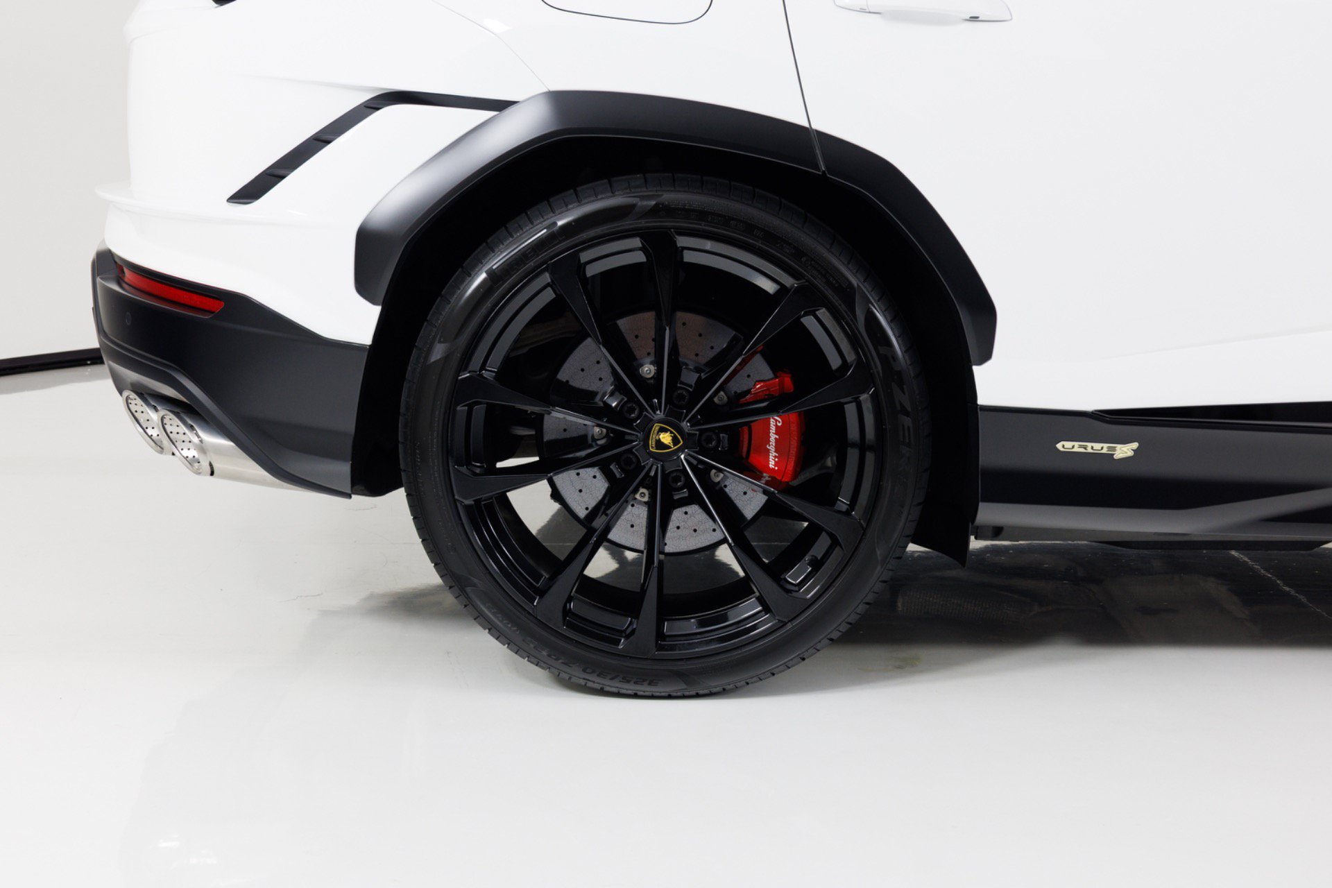 Used 2024 Lamborghini Urus S AWD/4WD image 12