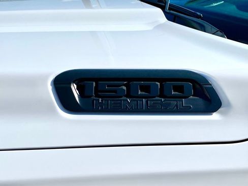 Used 2022 RAM 1500 Big Horn AWD/4WD image 10
