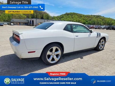 Used 2013 Dodge Challenger R/T RWD image 4