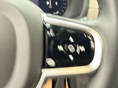 New 2026 Volvo XC90 B6 Plus w/ Protection Package Premier image 30