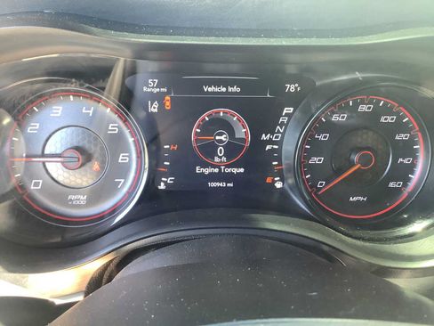 Used 2017 Dodge Charger R/T RWD image 18