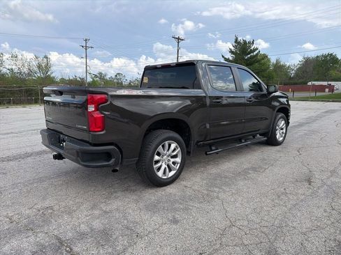 Used 2021 Chevrolet Silverado 1500 Custom image 5
