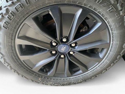 Used 2020 Ford F150 XLT w/ Equipment Group 302A Luxury image 11