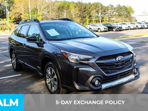 Used 2025 Subaru Outback Limited w/ Tech Package 3 AWD/4WD image 3