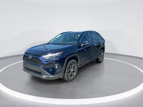 Used 2024 Toyota RAV4 XLE Premium w/ Weather Package AWD/4WD image 5