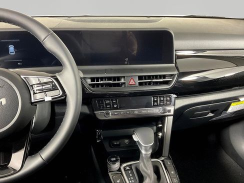 New 2026 Kia Seltos S image 11