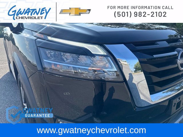 Used 2023 Nissan Pathfinder Platinum w/ Cargo Package AWD/4WD image 13