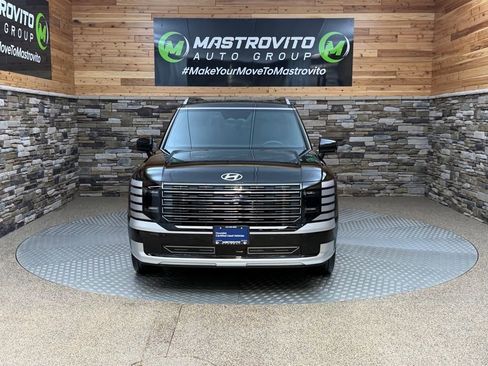 Used 2026 Hyundai Palisade Calligraphy image 3